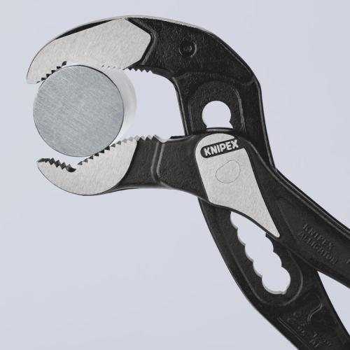Knipex Alligator XL Pipe Wrench and Water Pump Pliers Black Atramentized 400mm 88 01 400
